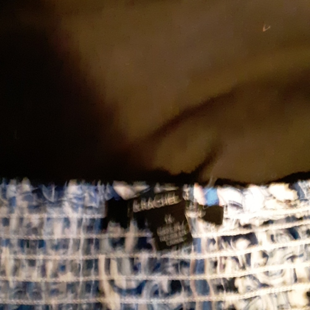 Shirt - Picture 2 of 3